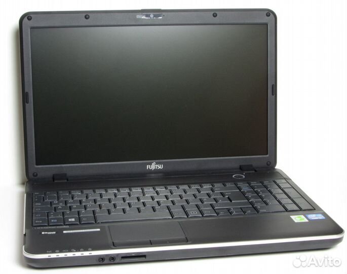 Ноутбук Fujitsu Core i3