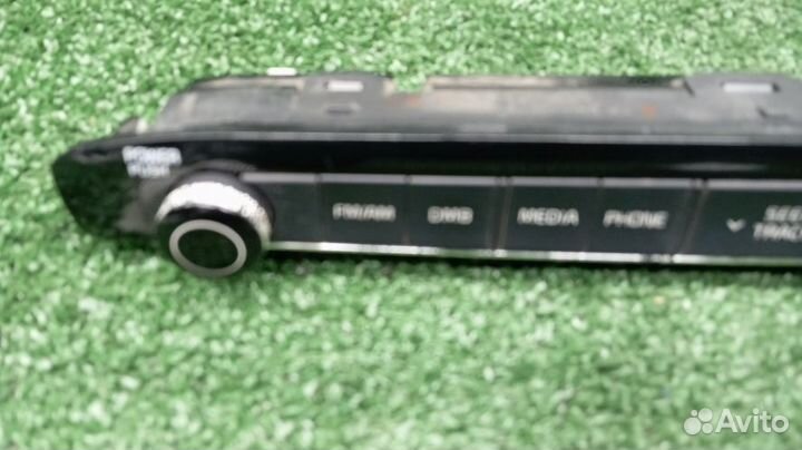 Блок управления магнитолой Kia Carnival