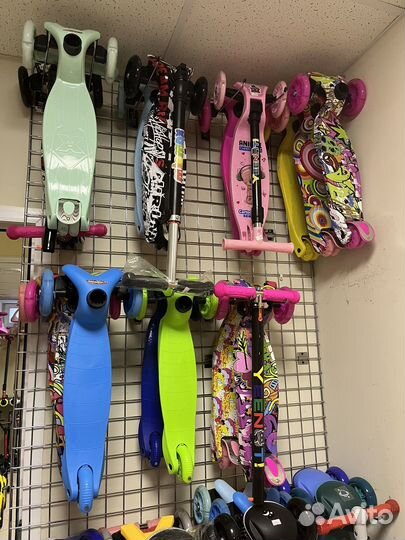 Самокат 3-х колесный детский (светящиеся колеса)