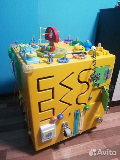 Детский бизиборд