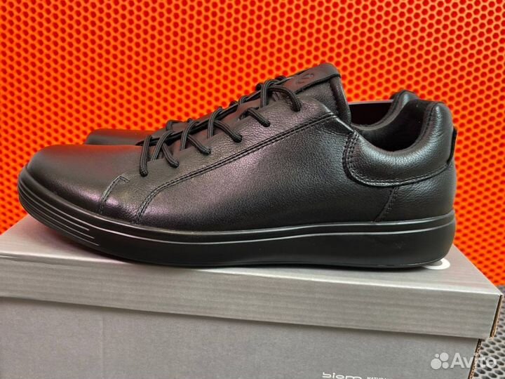 Кроссовки Ecco модные