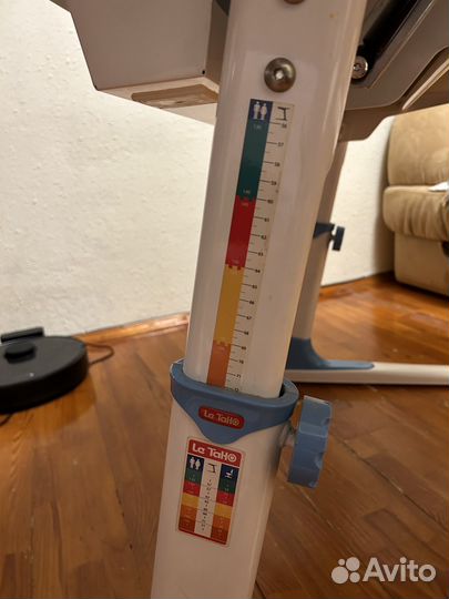 Стол письменный / парта школьная