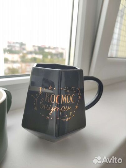 Кружки и чашки