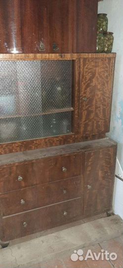 Старинный буфет