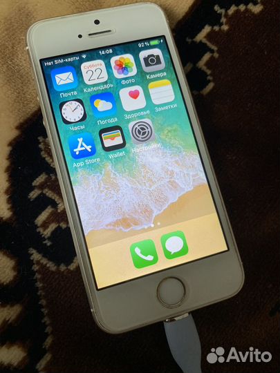 Телефон iPhone 5s