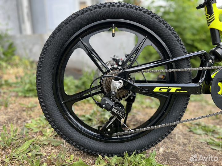 Велосипед детский GT на литых дисках