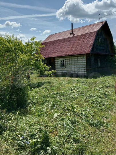 Дом 25 м² на участке 10 сот.