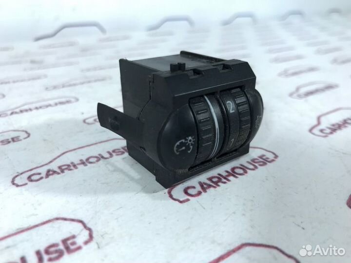 Кнопка подсветки приборной панели Volkswagen Golf