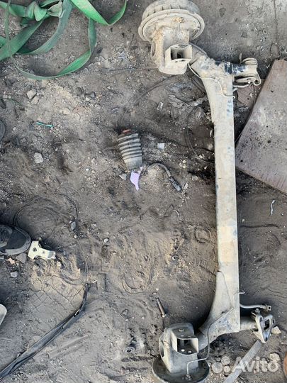 Продам балку ваз 2114