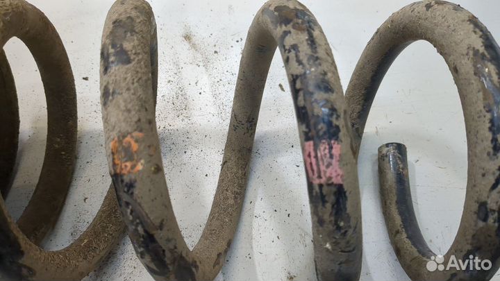 Пружина подвески задняя Mitsubishi Pajero