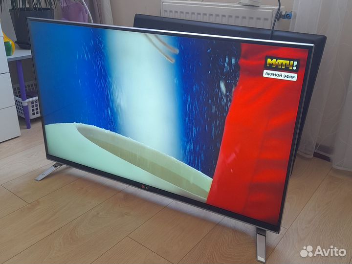 3D Смарт тв LG 42LB690V