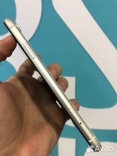 iPhone Xr, 128 ГБ
