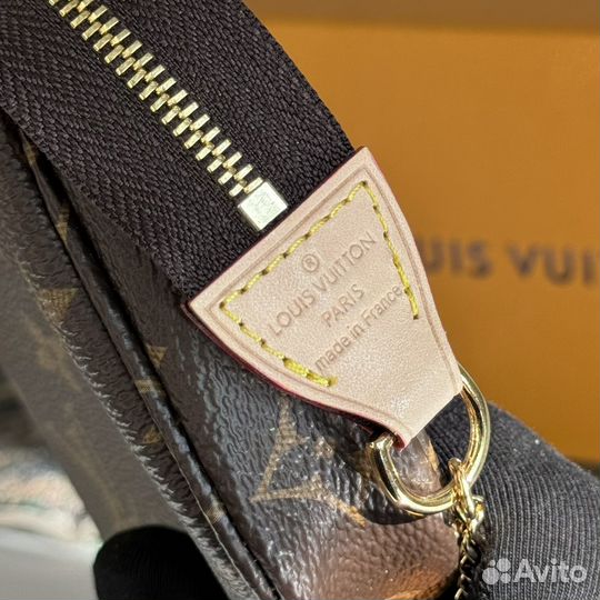 Сумка Louis Vuitton Pochette Accessoires