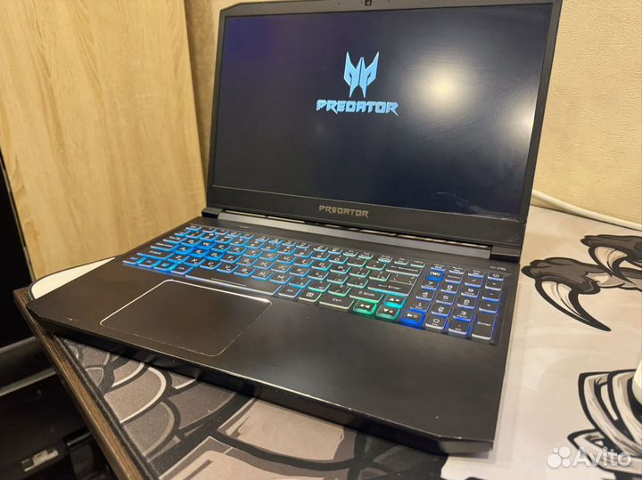 Acer Predator Triton 300 / GTX 1060 / i5-9300H