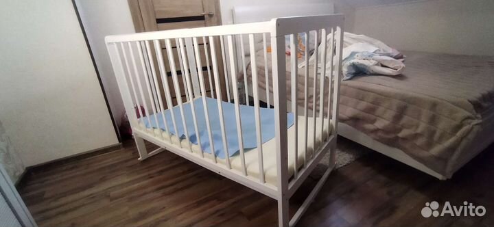 Детская кроватка