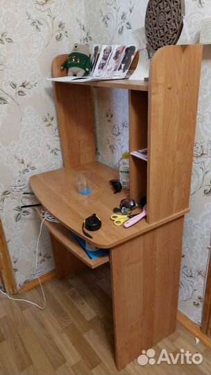 Компьютерный стол