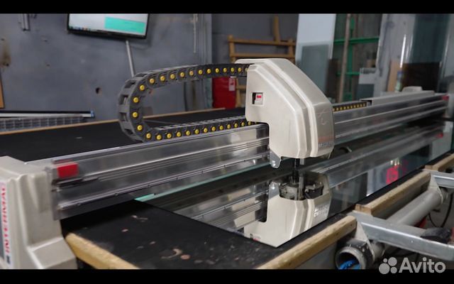 Межкомнатные стеклянные двери на заказ