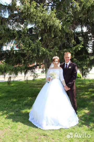 Свадебное платье