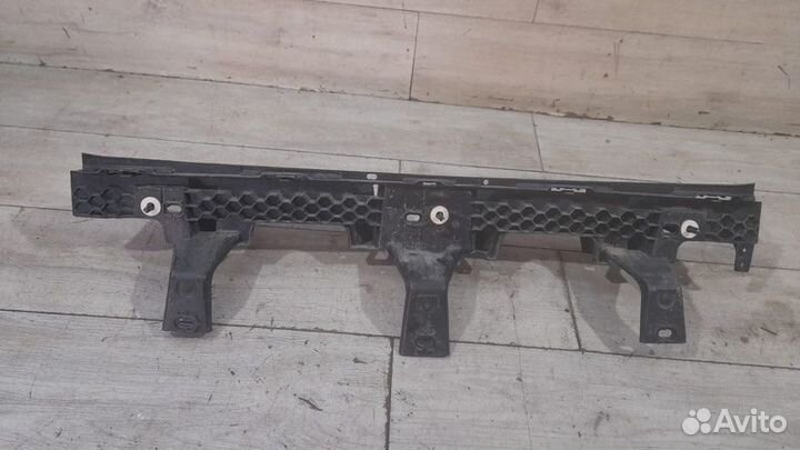 Кронштейн бампера задний Peugeot 3008 2 С 2016