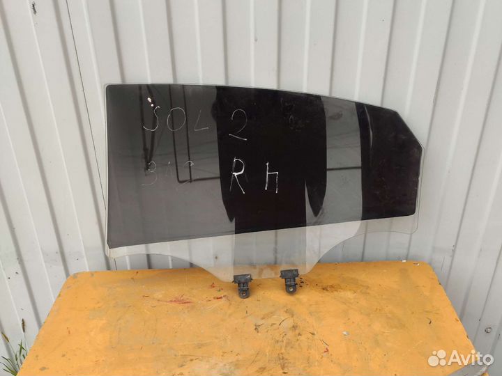 Стекло заднее правое на Хендай Солярис 2