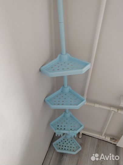 Угловая полка для ванной комнаты