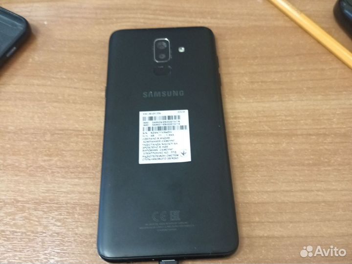Samsung Galaxy J8 (2018), 3/32 ГБ