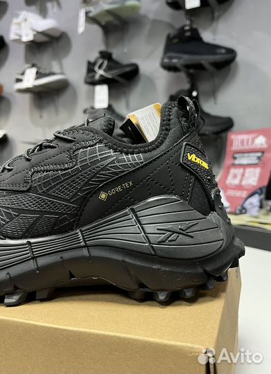 Термо кроссовки reebok 41-44 зима