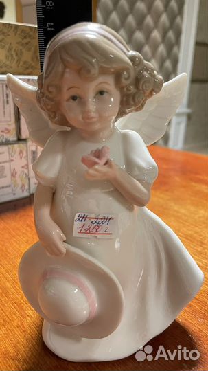 Статуэтка ангел фарфор высота17см