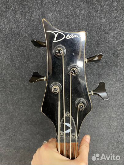 Бас гитара Dean