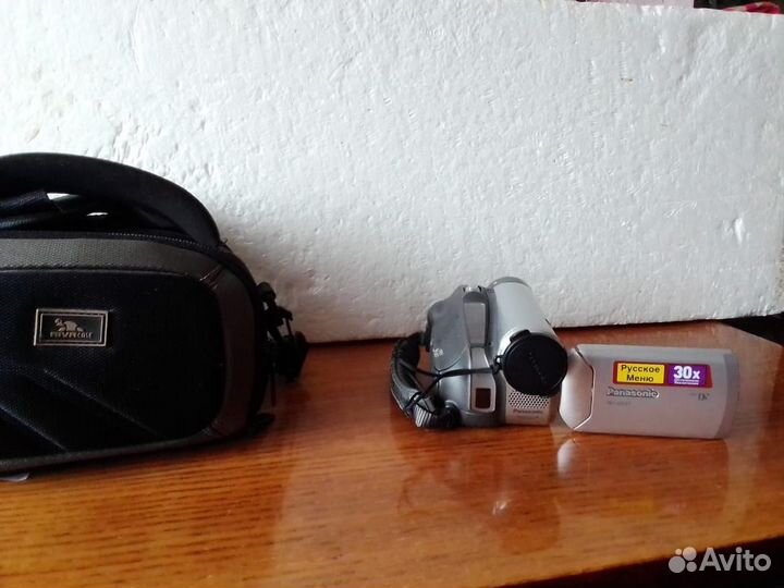 Цифровая видеокамера panasonic
