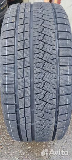 Triangle Snowlink PL02 235/50 R19 103H