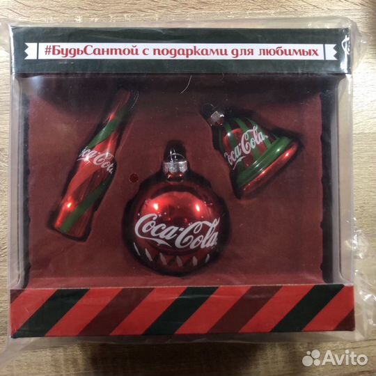 Зимняя коллекция подарков Coca Cola