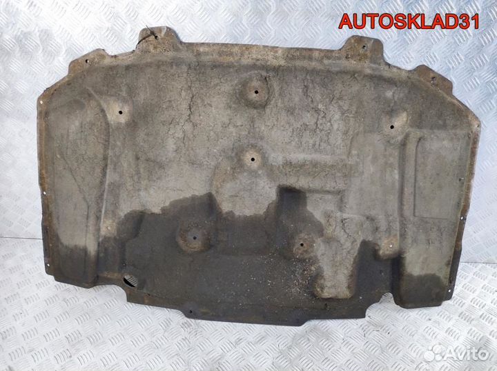 Шумоизоляция капота Opel Omega B с клипсами