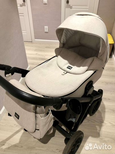 Прогулочная коляска 2в1