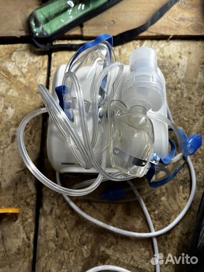 Ингалятор небулайзер omron