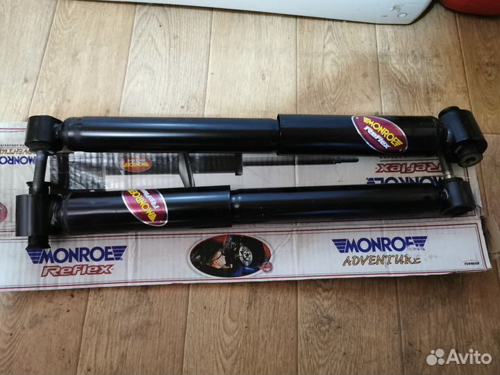 Продаю амортизаторы на рено меган