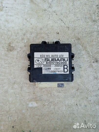 Блок управления светом 84051SC000