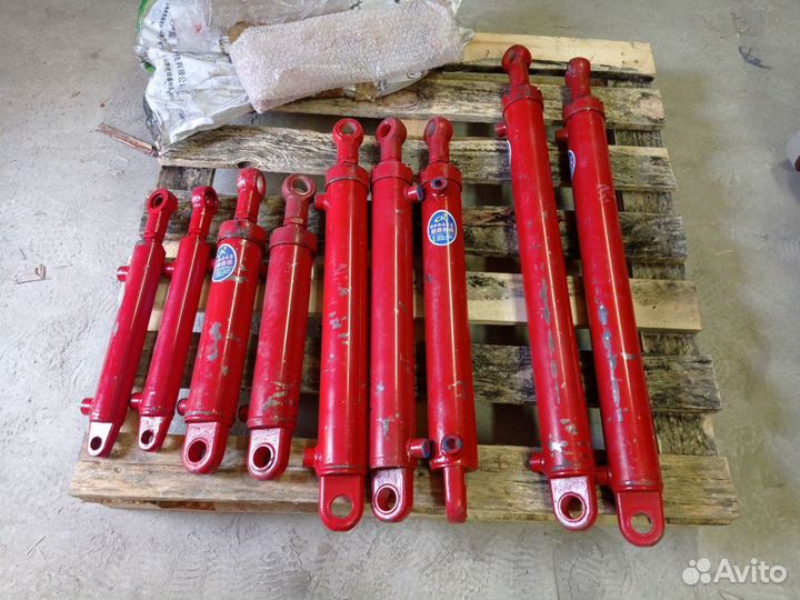 Гидроцилиндр 63*35*600