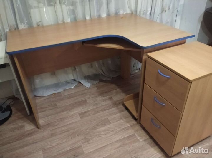 Компьютерный стол бу