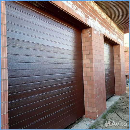 Гаражные секционные ворота DoorHan