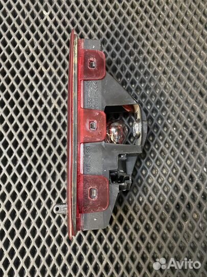 Лада ларгус фонарь в распашную дверь