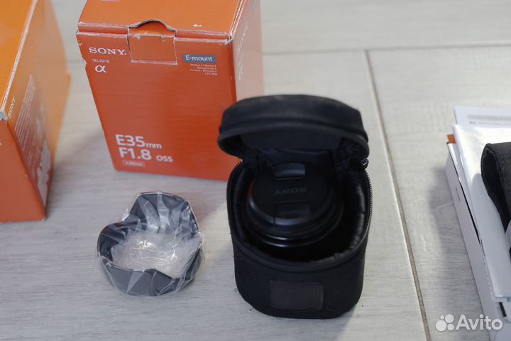 Sony alpha 6300 с отличным комлектом