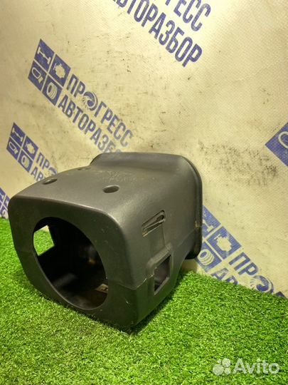 Кожух рулевой колонки Hyundai Terracan внедорожник