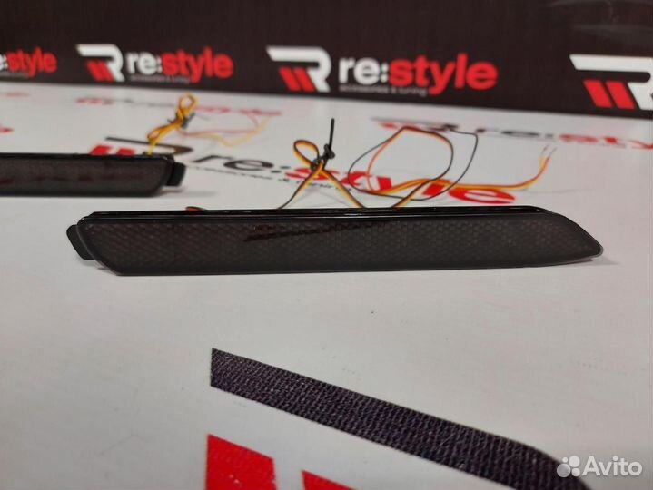 Катафоты Toyota Диодные Узкие Дымчатые U2389