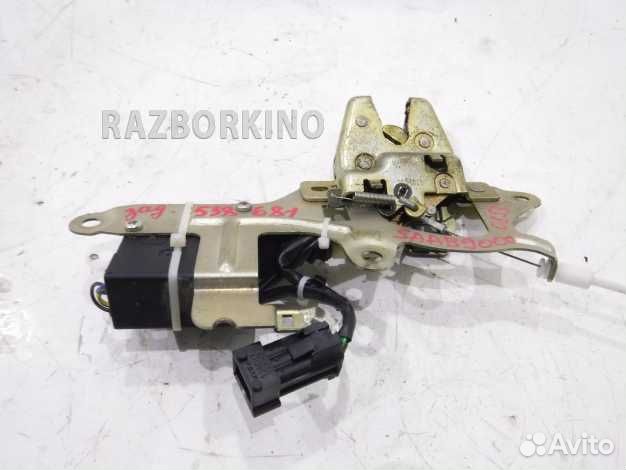 Замок багажника Сааб 9000