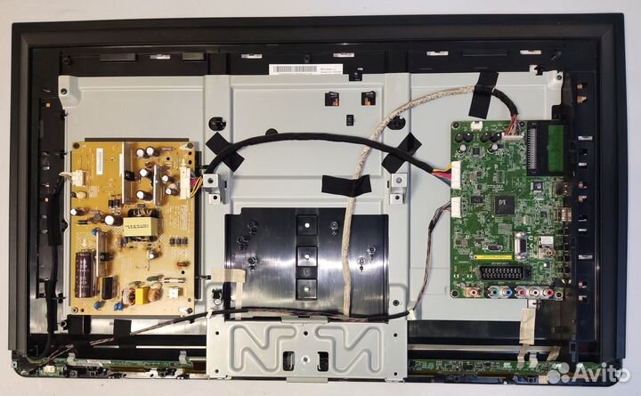 Телевизор Toshiba 32L2353RB по частям