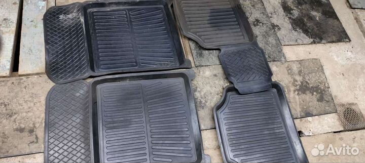 Автомобильные коврики резиновые на ваз 2104