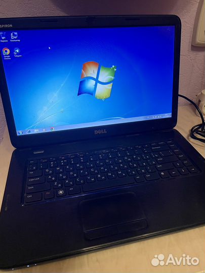 Ноутбук Dell Inspiron 3520