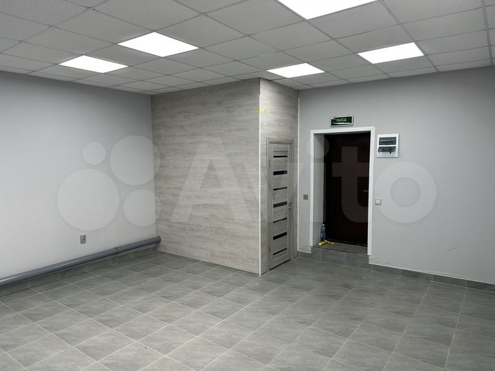 Торговая площадь, 70 м²