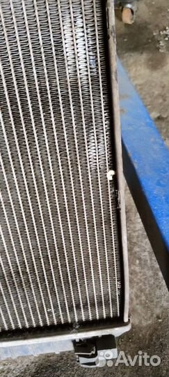 Радиатор охлаждения audi a8 d2 4.2